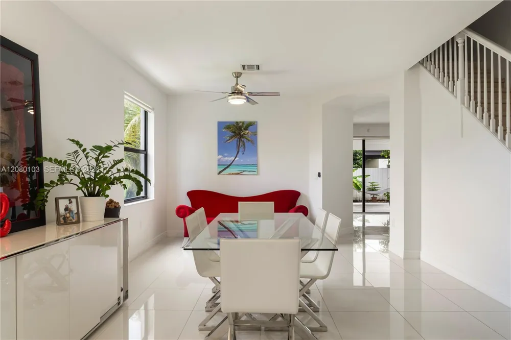 10269 NW 86th St Doral, FL 33178