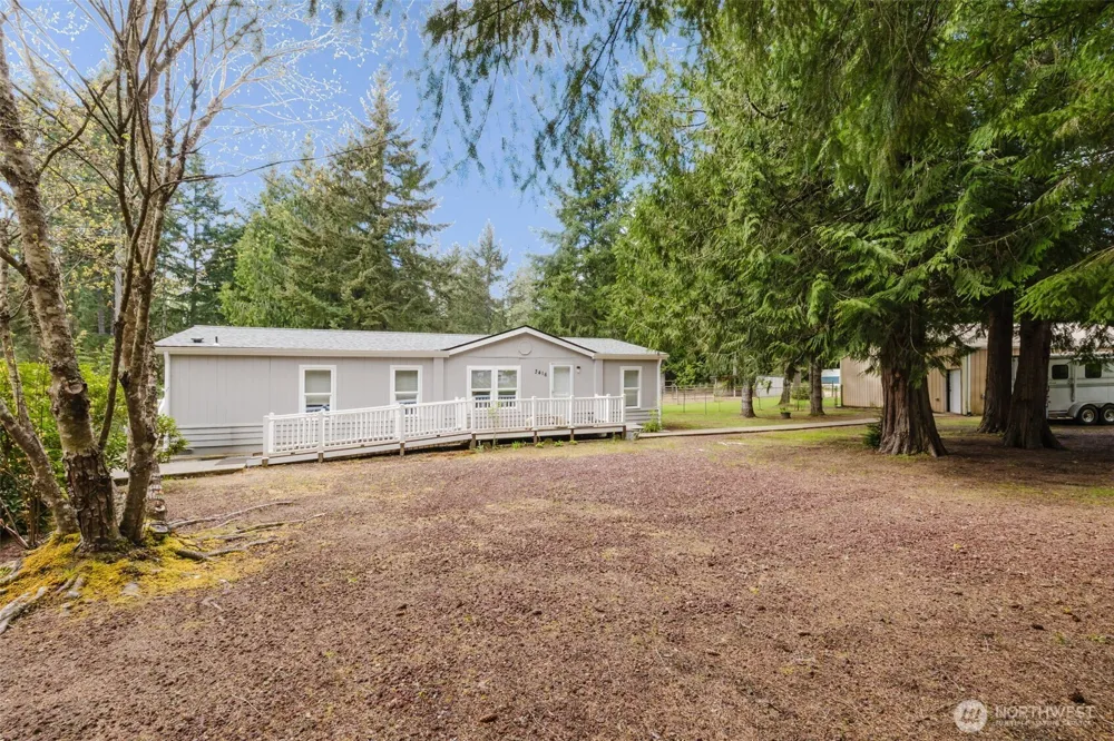 3416 171 Avenue Ct NW Lakebay, WA 98349