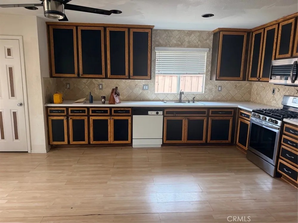 189 Ropango Hemet, CA 92545