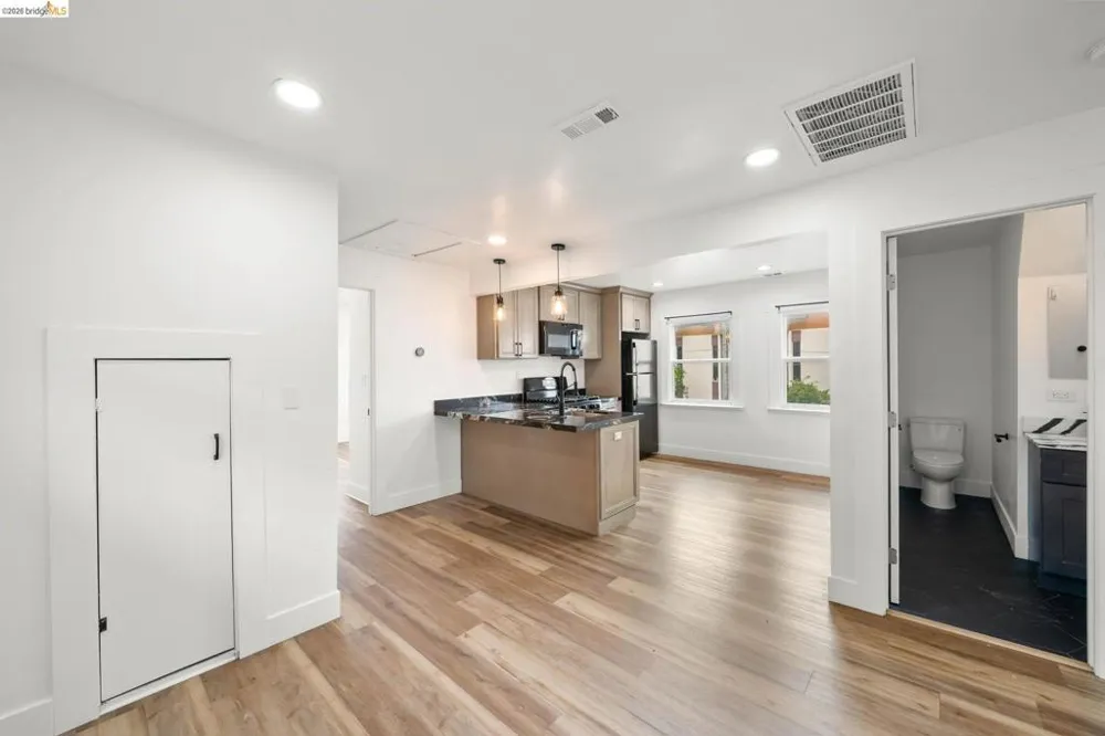 2804 Adeline St. Oakland, CA 94608