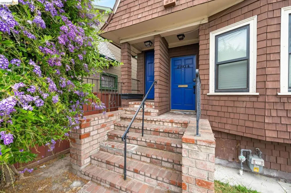 2804 Adeline St. Oakland, CA 94608