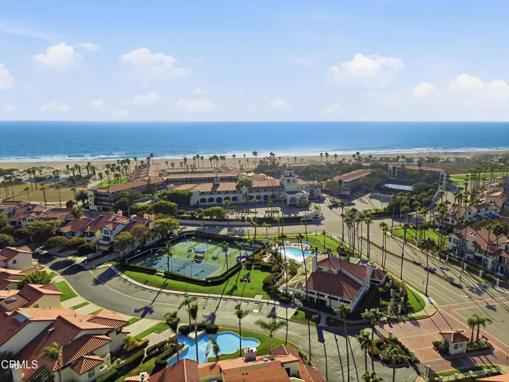 3933 Ocean Drive Oxnard, CA 93035