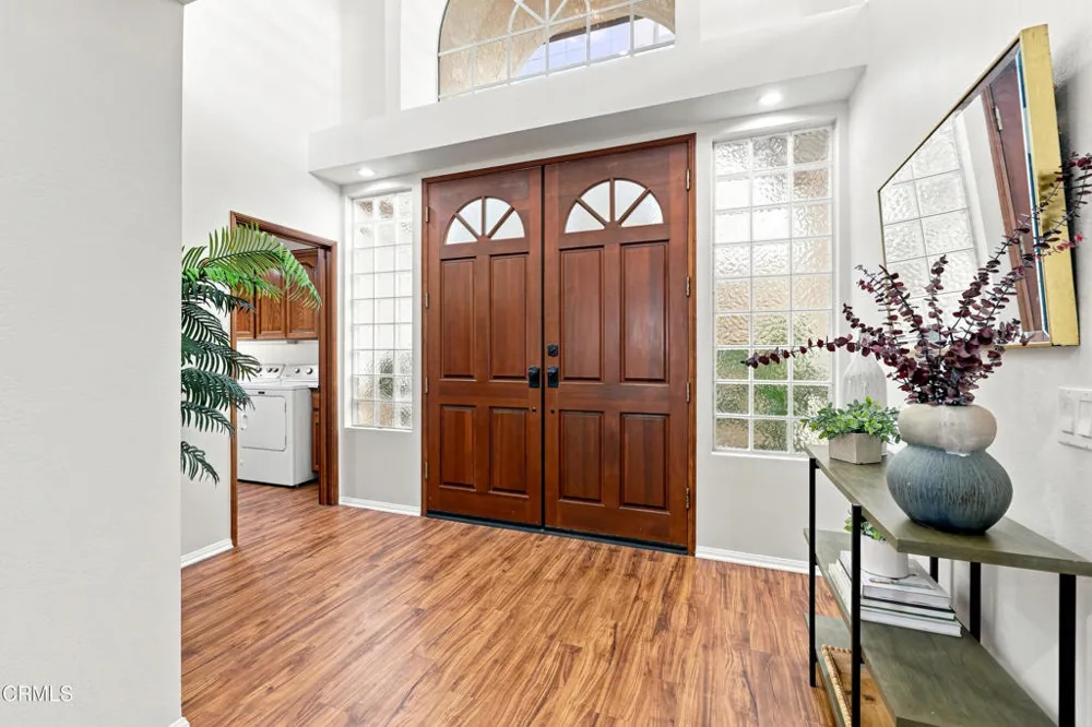 3933 Ocean Drive Oxnard, CA 93035