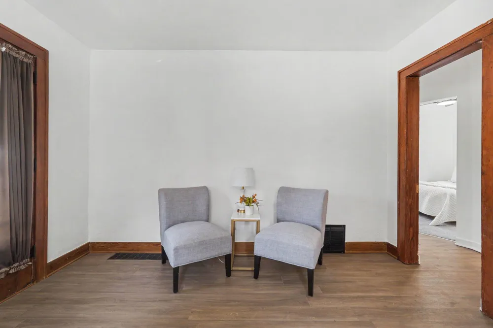 934 Diamond Avenue NE Grand Rapids, MI 49503