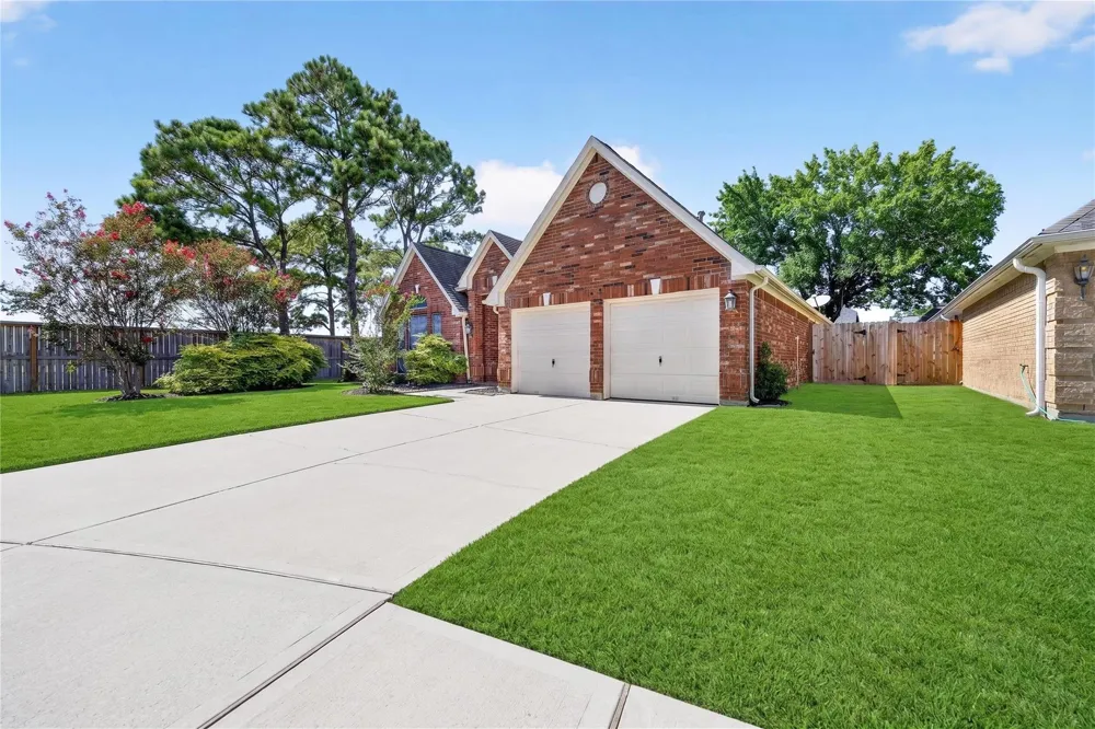 17414 Erin Way Court Houston, TX 77095