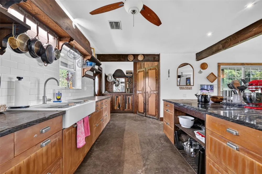 8922 PRITCHER ROAD Lithia, FL 33547