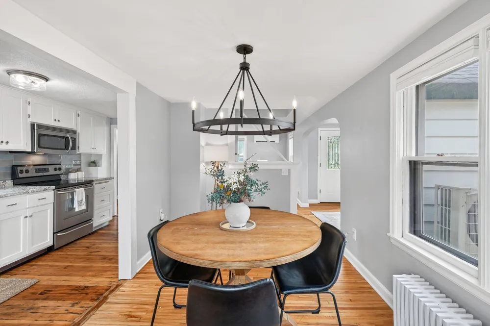 115 S Cedar Street Chaska, MN 55318
