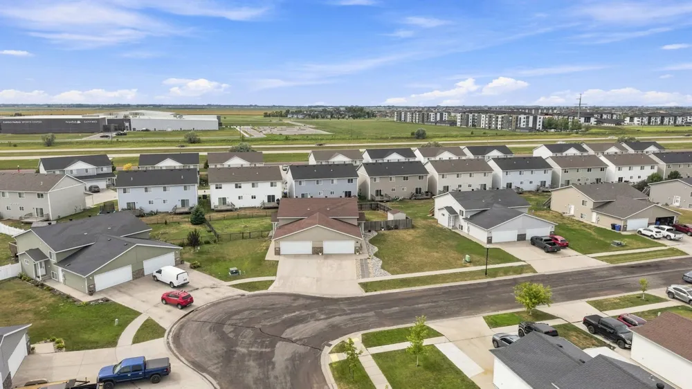3545 58th Court S Fargo, ND 58104