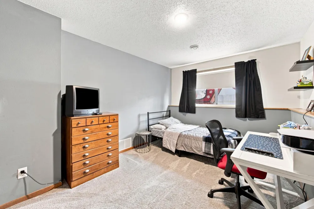 3545 58th Court S Fargo, ND 58104