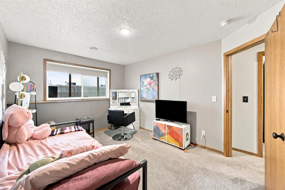 3545 58th Court S Fargo, ND 58104