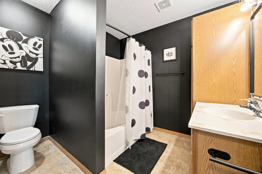 3545 58th Court S Fargo, ND 58104