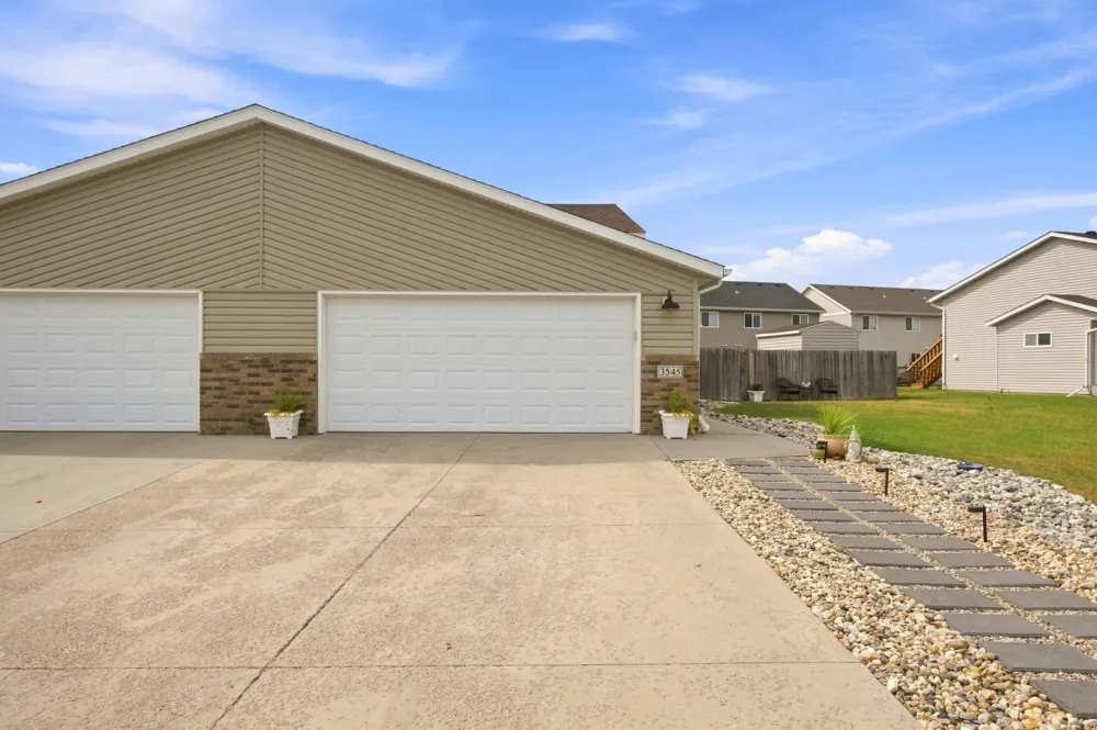 3545 58th Court S Fargo, ND 58104