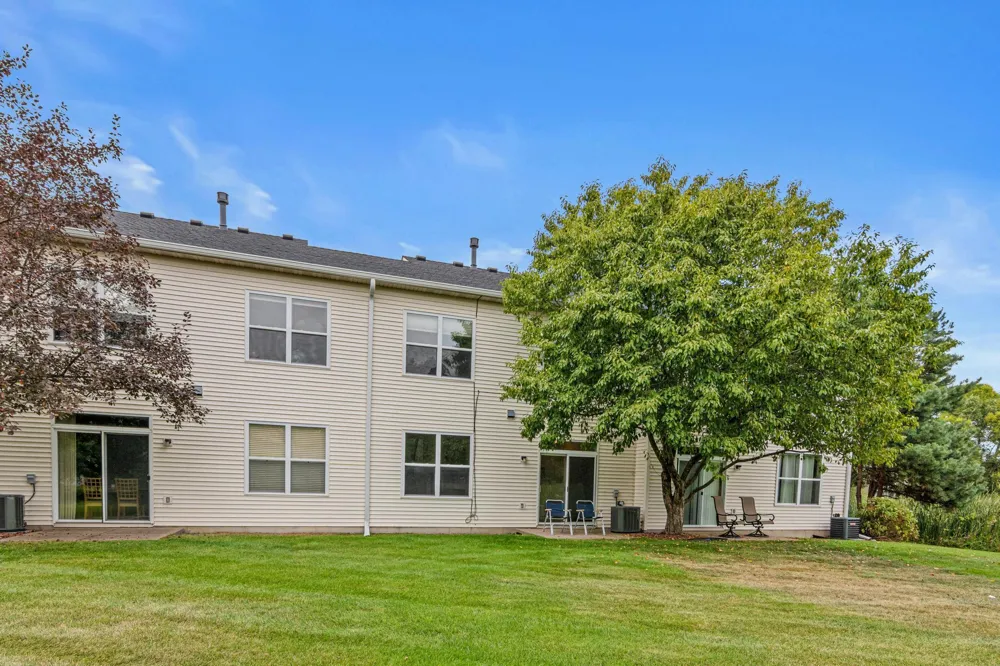 16913 90th Court Maple Grove, MN 55311