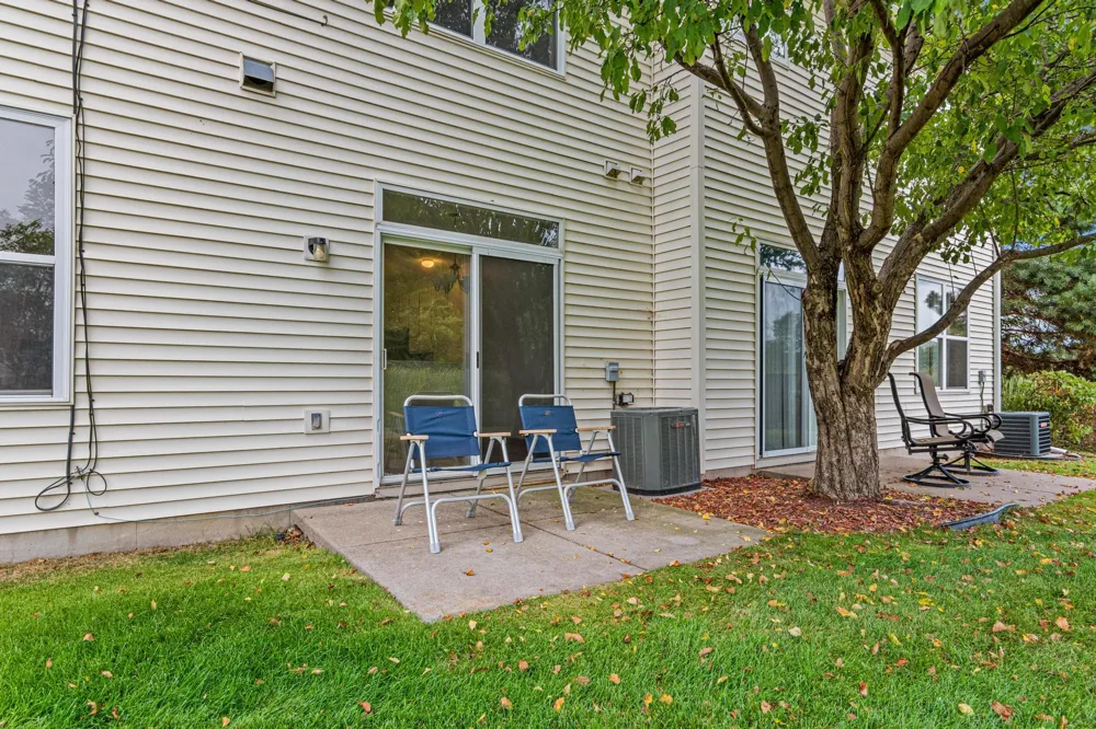 16913 90th Court Maple Grove, MN 55311