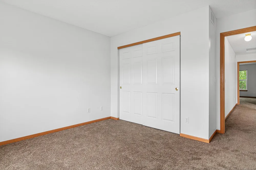 16913 90th Court Maple Grove, MN 55311