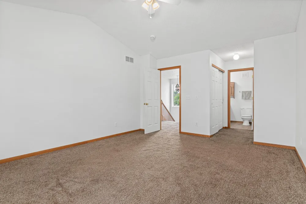 16913 90th Court Maple Grove, MN 55311