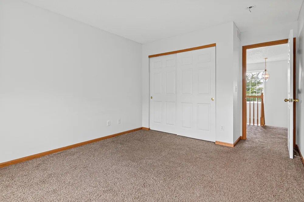 16913 90th Court Maple Grove, MN 55311