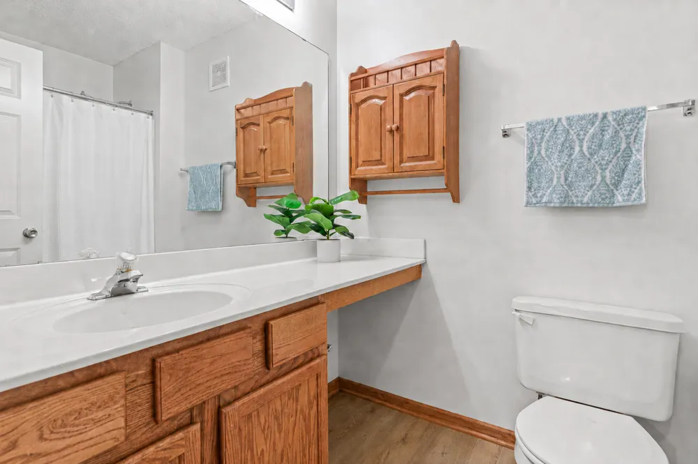 16913 90th Court Maple Grove, MN 55311