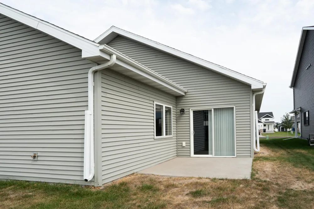 7463 17th Street S Fargo, ND 58104