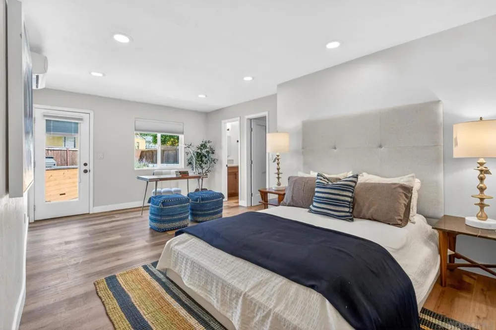 4668 E Mountain View Dr San Diego, CA 92116