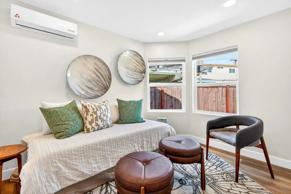 4668 E Mountain View Dr San Diego, CA 92116