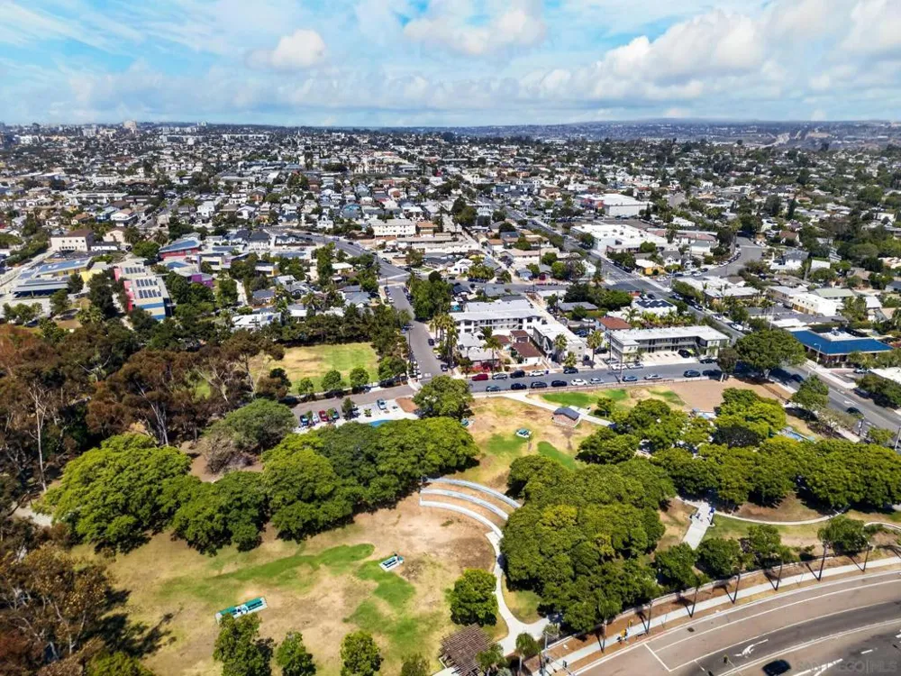 4668 E Mountain View Dr San Diego, CA 92116