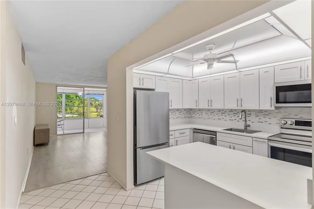 7300 NW 17th St #310 Plantation, FL 33313