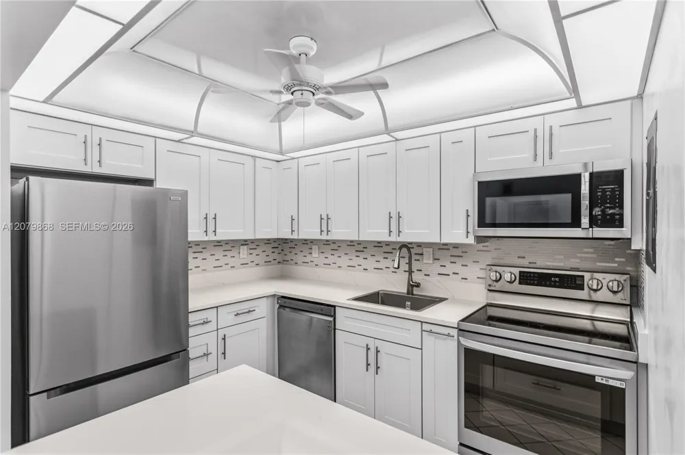 7300 NW 17th St #310 Plantation, FL 33313