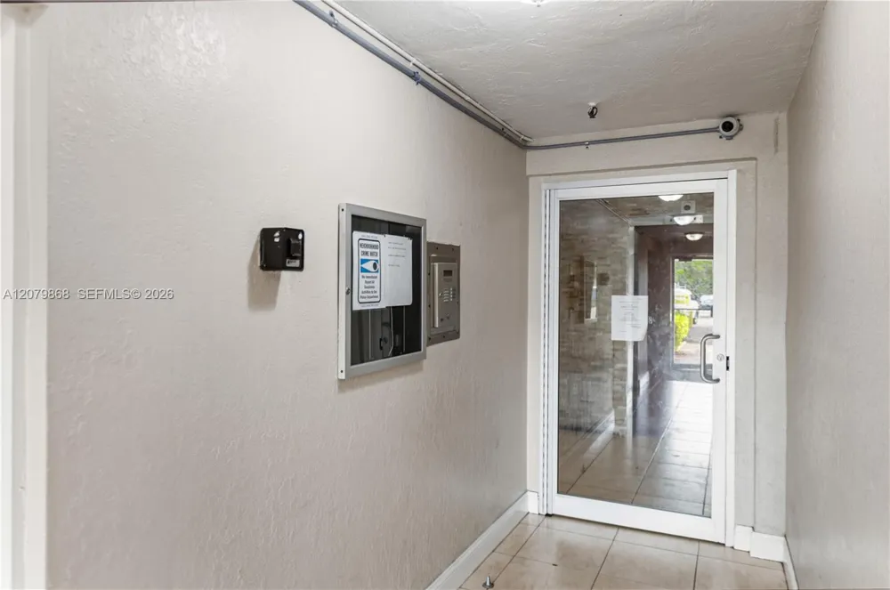 7300 NW 17th St #310 Plantation, FL 33313