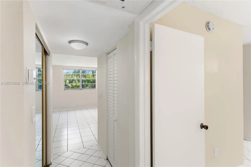 7300 NW 17th St #310 Plantation, FL 33313