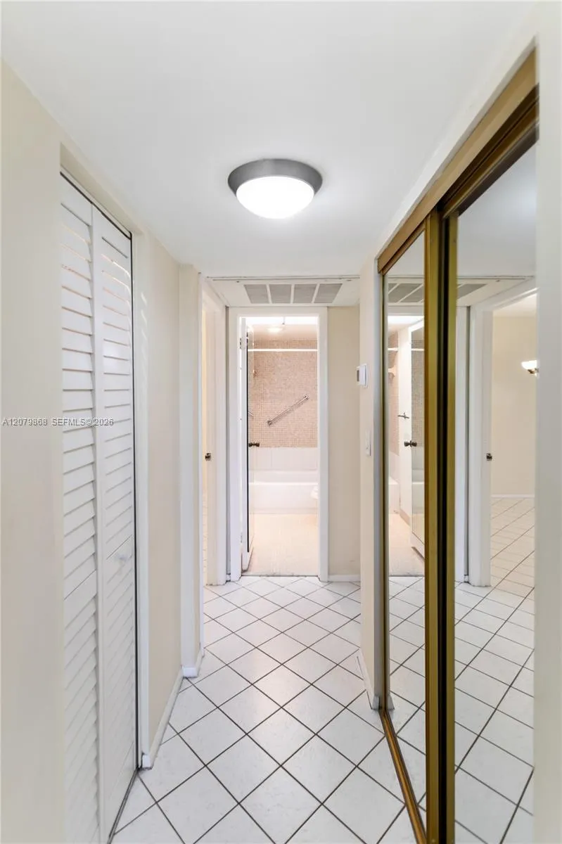 7300 NW 17th St #310 Plantation, FL 33313