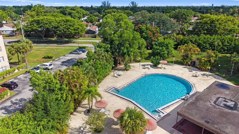 7300 NW 17th St #310 Plantation, FL 33313