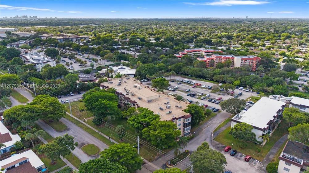 7300 NW 17th St #310 Plantation, FL 33313