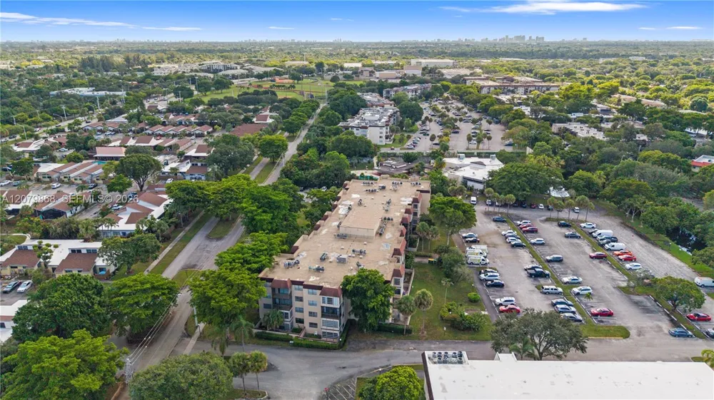 7300 NW 17th St #310 Plantation, FL 33313