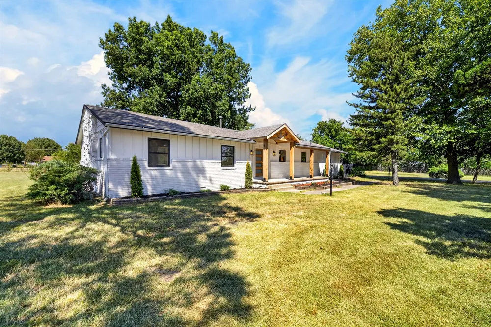 13203 E 103rd Street Owasso, OK 74055