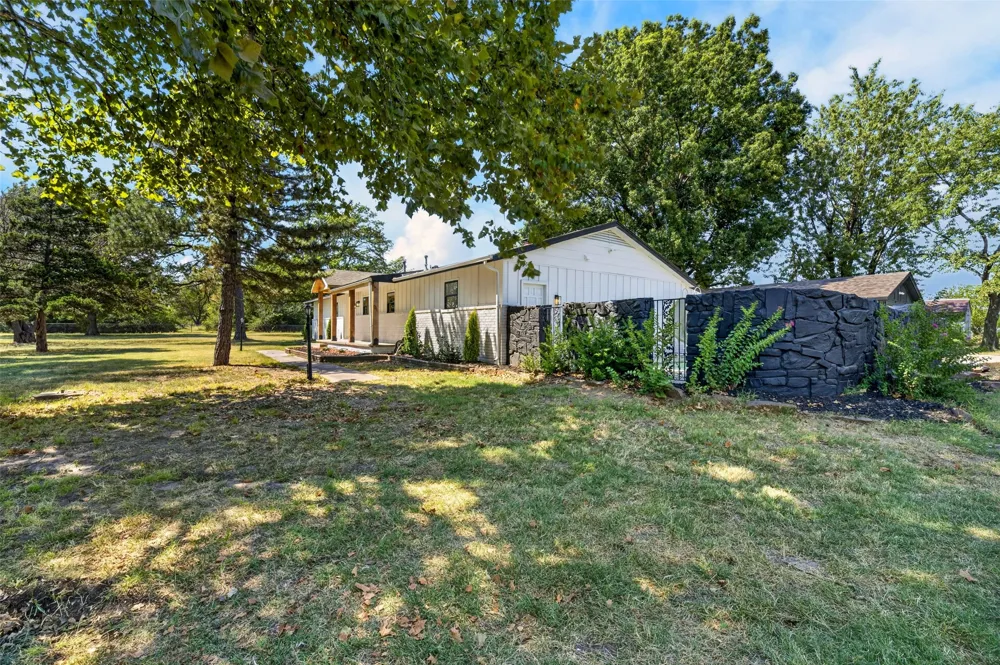 13203 E 103rd Street Owasso, OK 74055