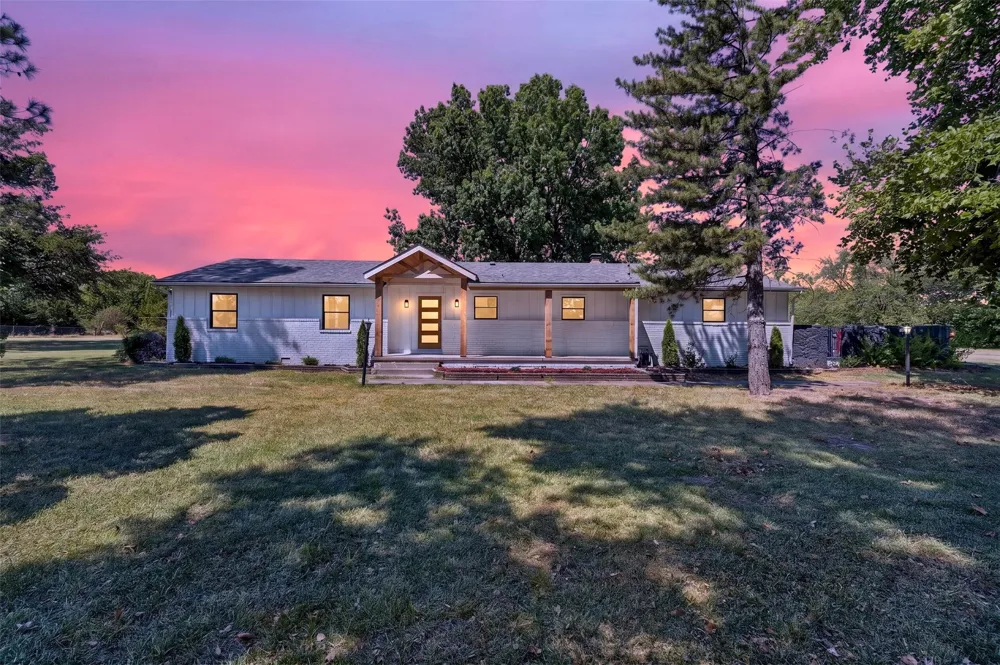 13203 E 103rd Street Owasso, OK 74055