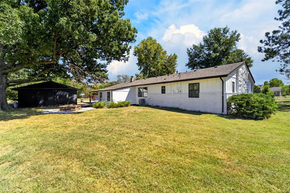 13203 E 103rd Street Owasso, OK 74055