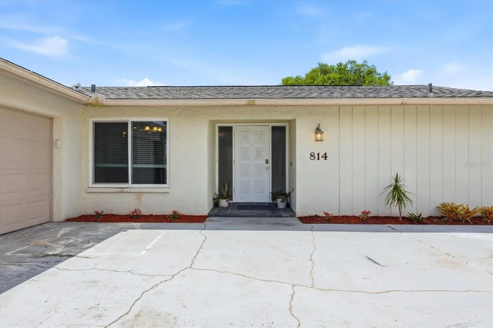 814 ELLICOTT CIRCLE NW Port Charlotte, FL 33952