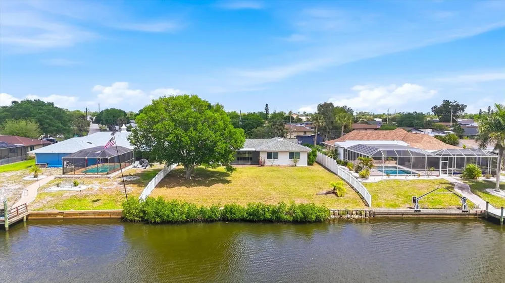 814 ELLICOTT CIRCLE NW Port Charlotte, FL 33952