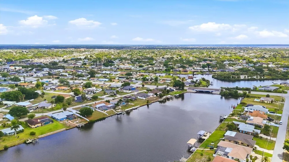 814 ELLICOTT CIRCLE NW Port Charlotte, FL 33952