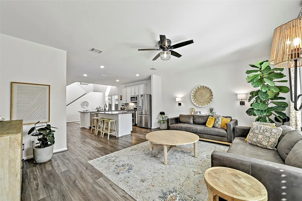 201 Greenthread Drive Liberty Hill, TX 78642