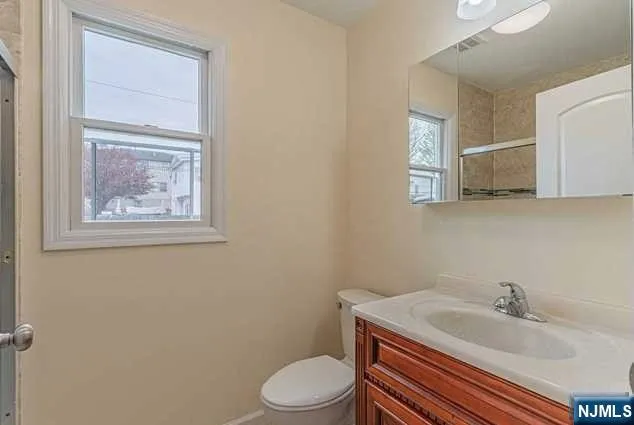 453 Park Avenue 1 Fairview, NJ 07022