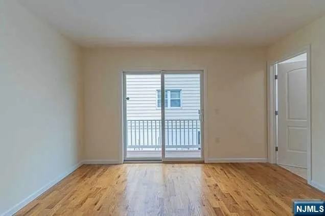 453 Park Avenue 1 Fairview, NJ 07022