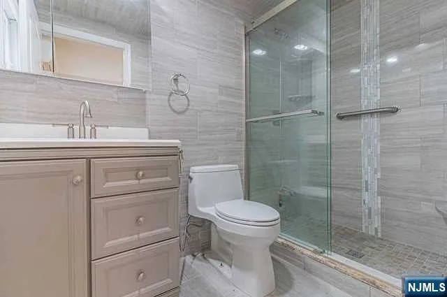 453 Park Avenue 1 Fairview, NJ 07022