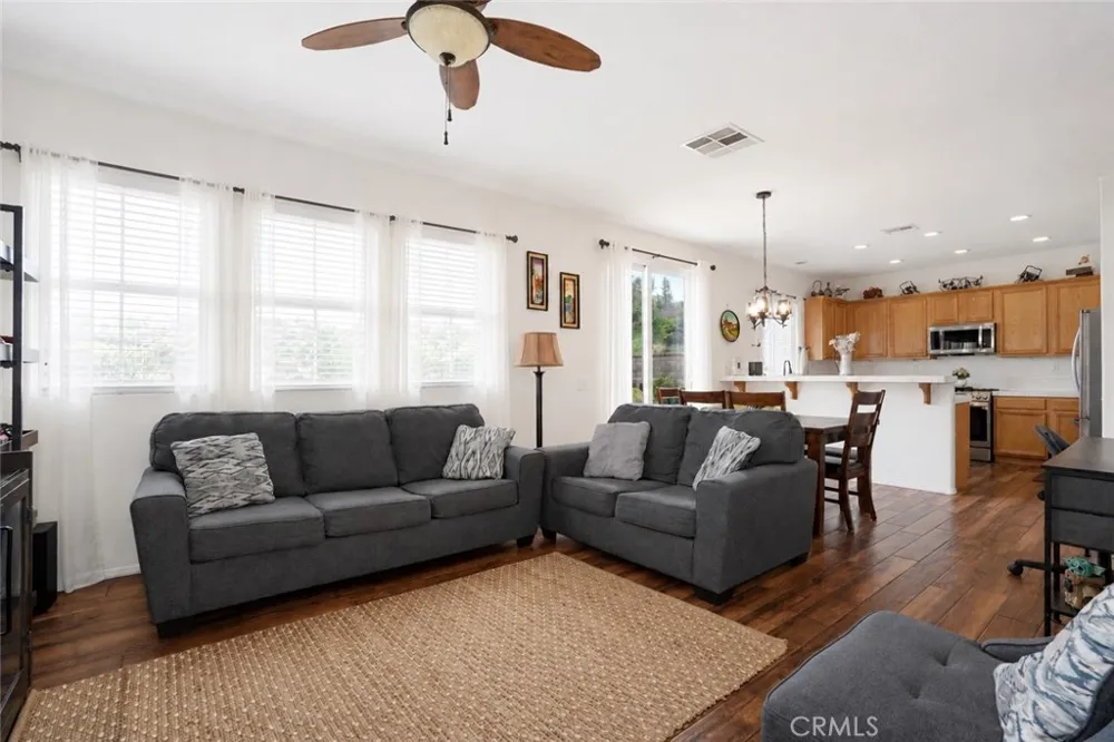 37326 Pippin Place Palmdale, CA 93551