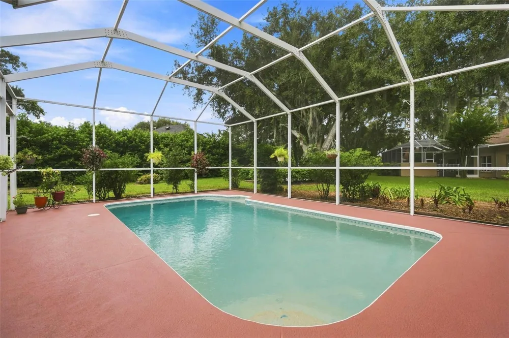 1518 FISHING LAKE DRIVE Odessa, FL 33556