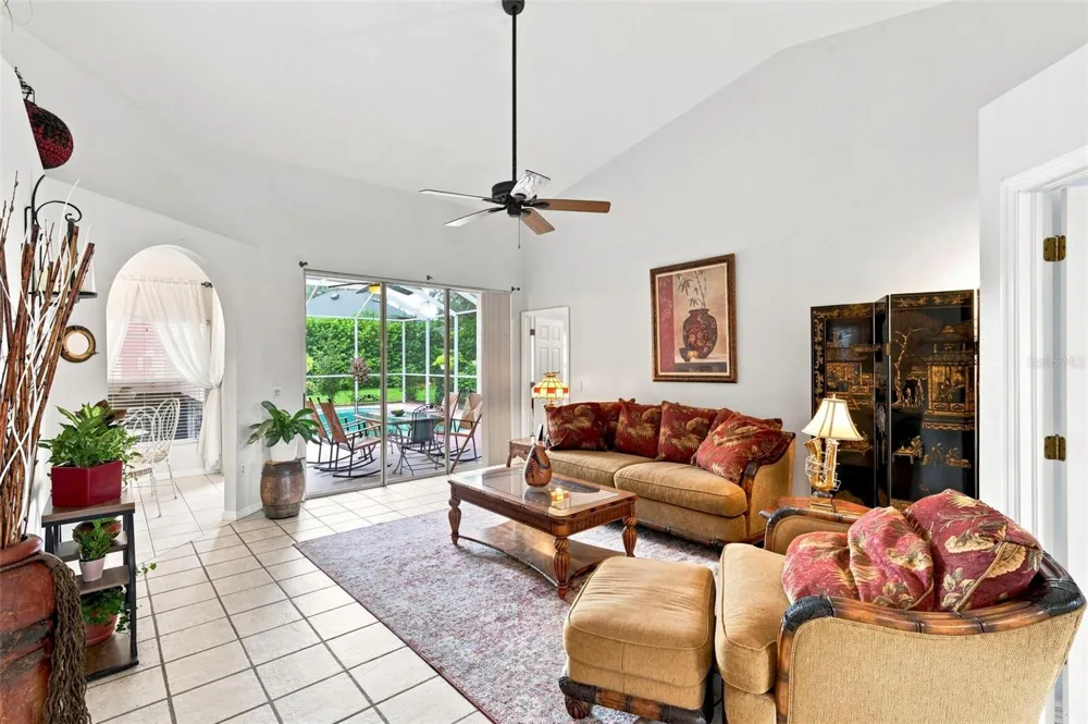 1518 FISHING LAKE DRIVE Odessa, FL 33556
