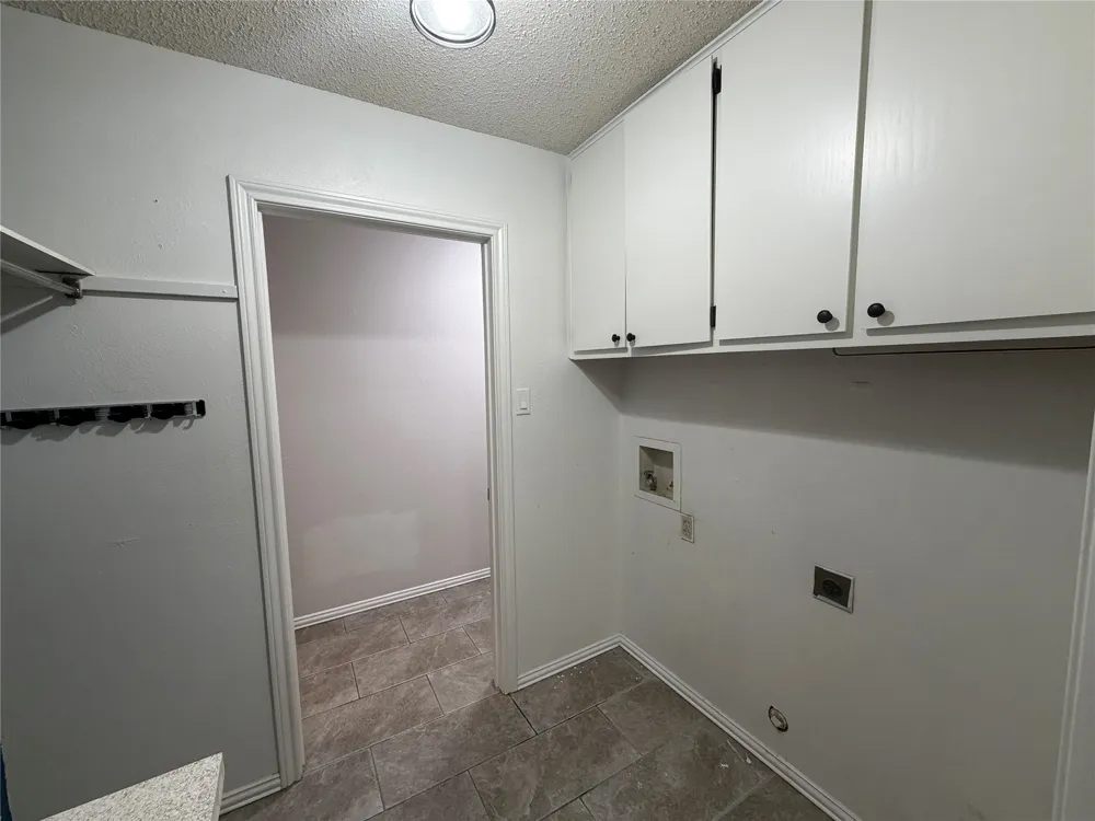 1012 Purdue Drive Arlington, TX 76012
