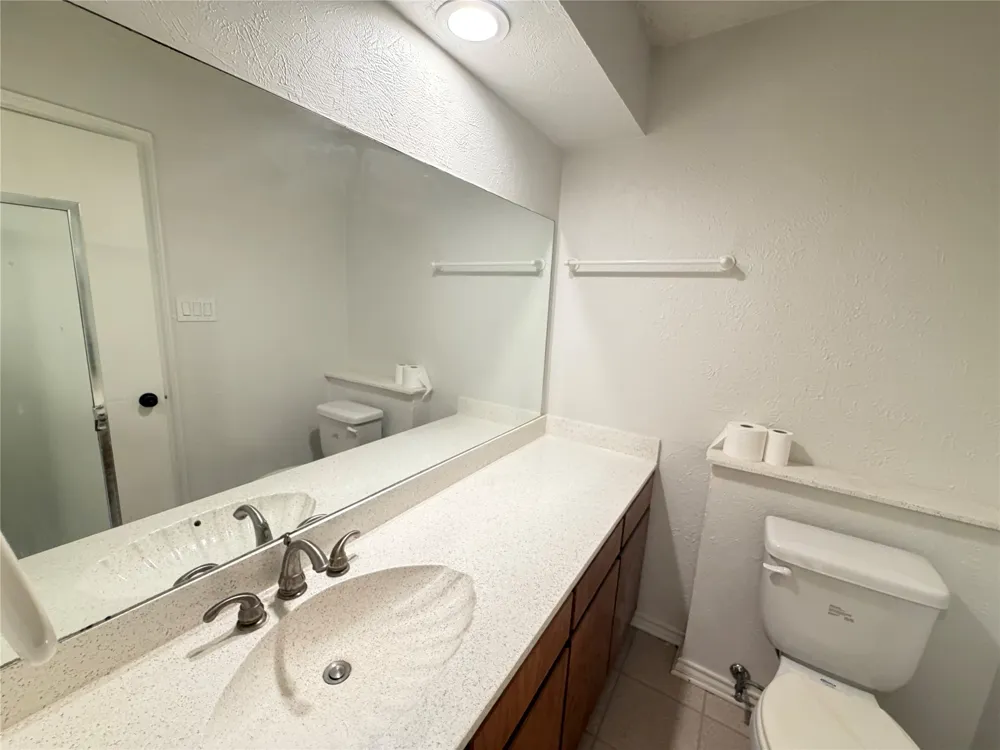 1012 Purdue Drive Arlington, TX 76012
